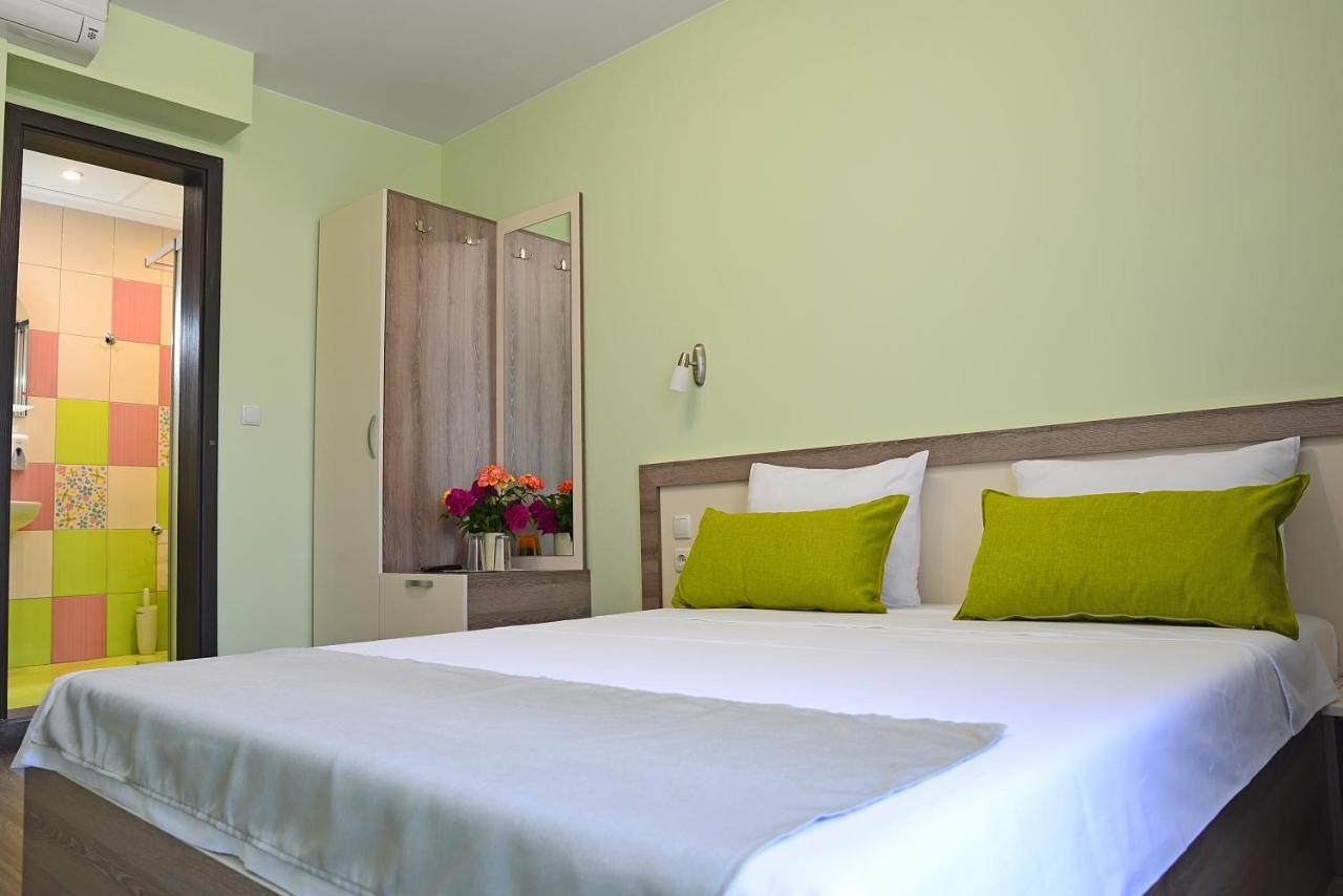 Visito Aparthouse מלון דירות 2*